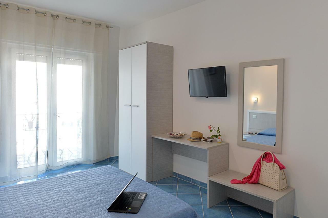 Bed and Breakfast Acquamarine Maiori Amalfi Coast Exterior foto